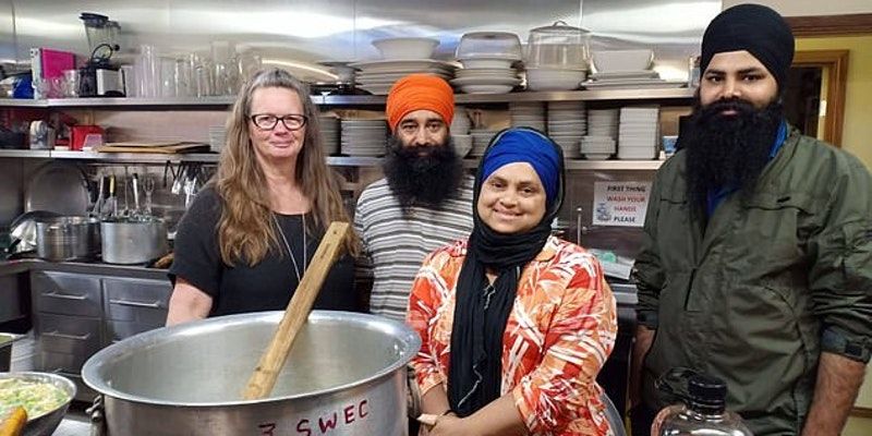 Indian woman cancels trip back home to cook free meals for Australian bush fire victims 