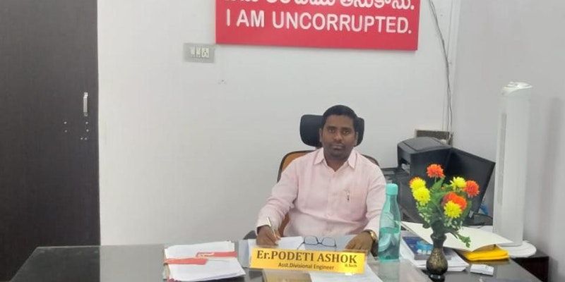 ‘I am uncorrupted’: Telangana electricity board official’s declaration creates a stir