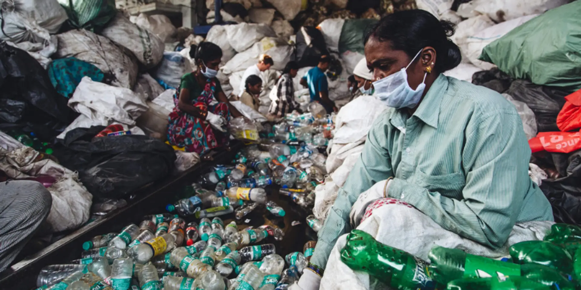 Here's an online platform that helps you take responsibility for your plastic waste