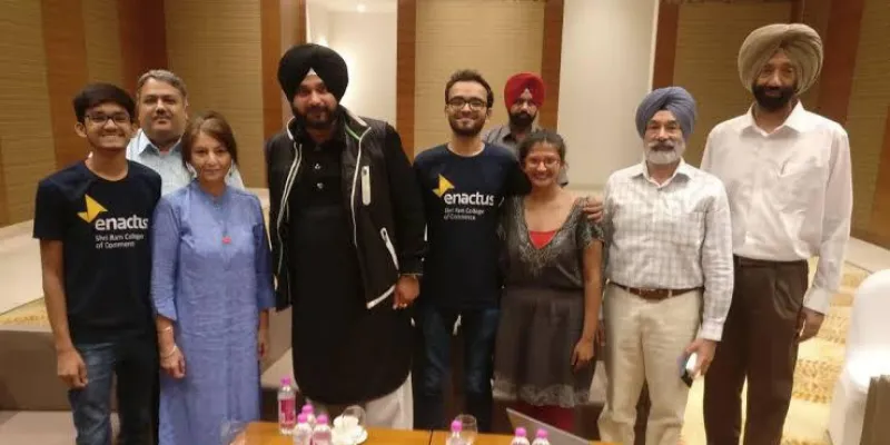 art and craft, Punjab, students, Delhi, Shri Ram College of Commerce, brass, copper