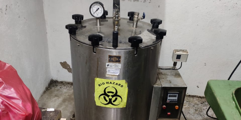 biomedical liquid waste treatment system