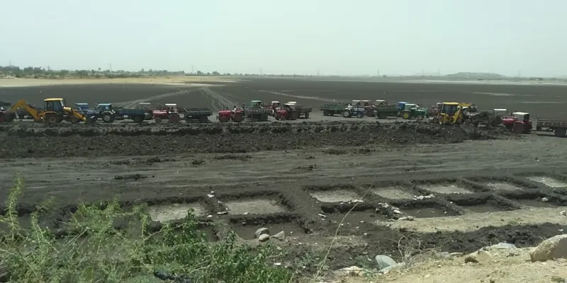 Desilting