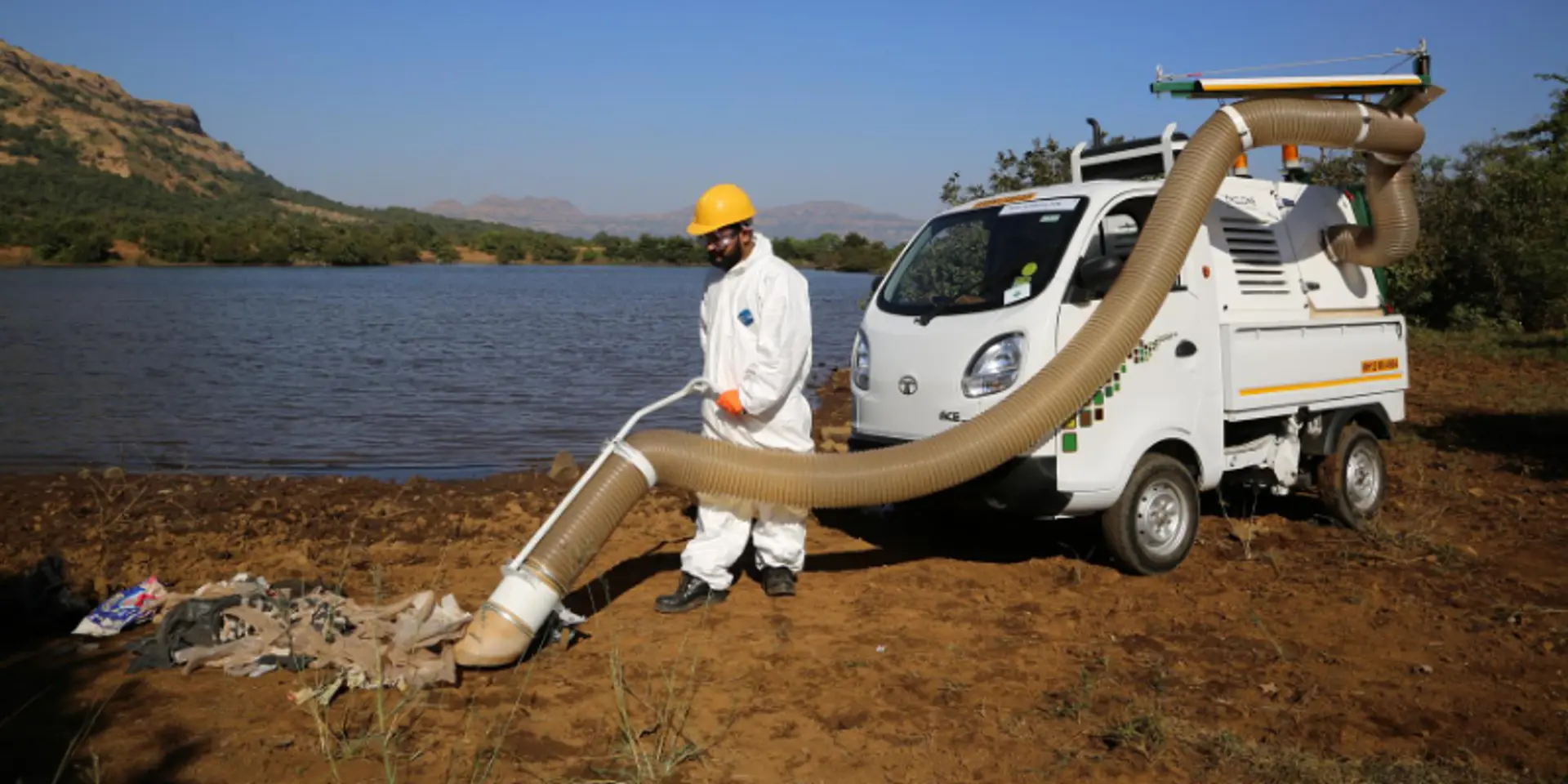 This Pune startup has developed a contactless litter picking machine to ensure the safety of sanitation workers