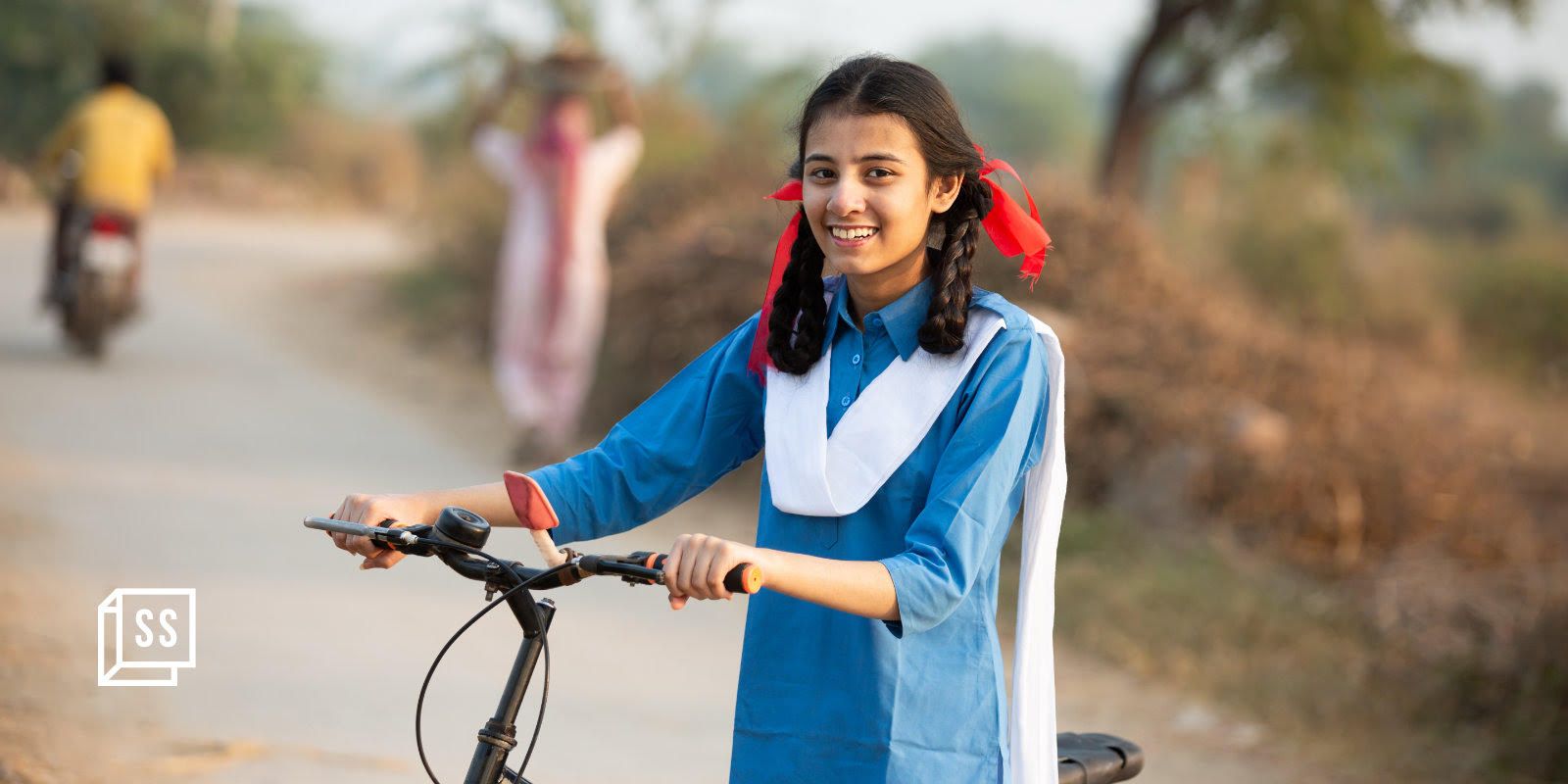 Igniting young minds: fostering aspirations among adolescents 