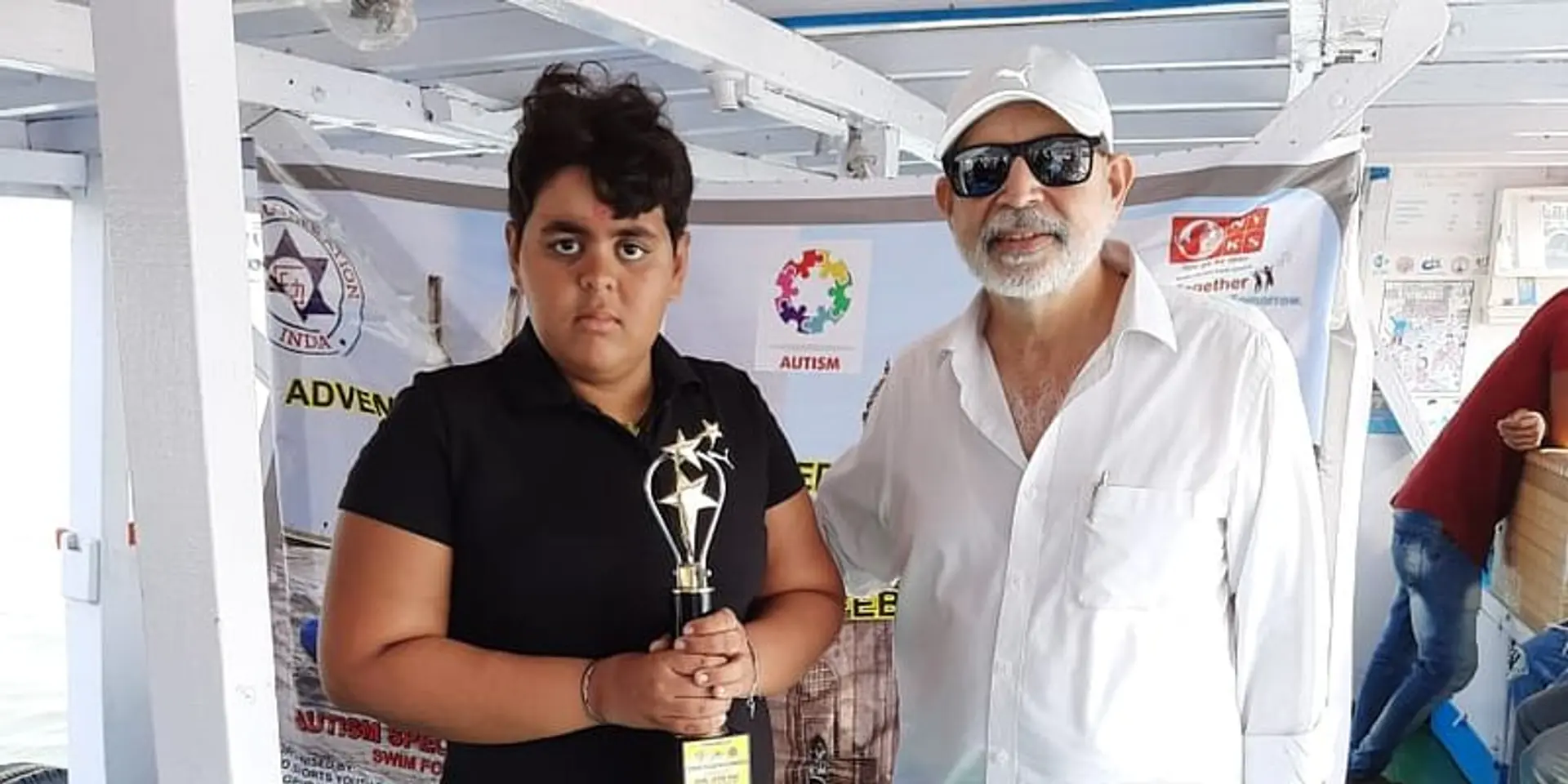 Meet the autistic 12-year-old who swam 36 km in the open sea