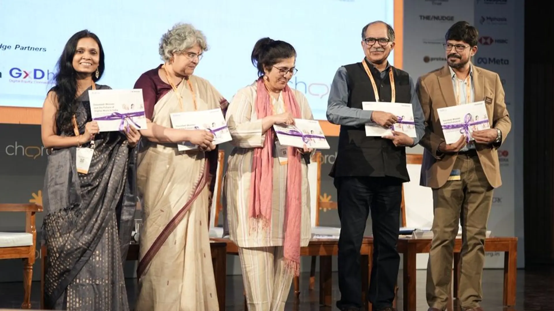 Only 37% women use mobile internet: Report highlights gender gap in India’s digital workforce