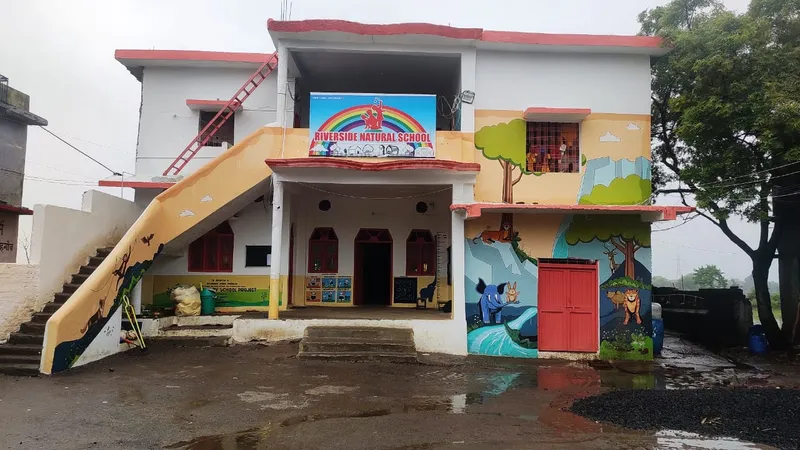 Riverside Natural School