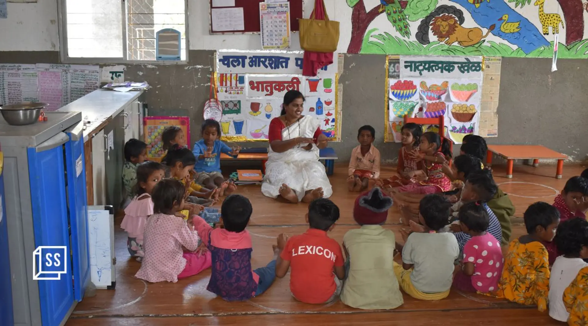 How these mobile daycare centres in Pune are supporting the children of migrant construction labourers
