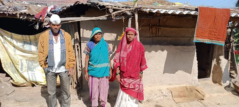 Manjulabai Bhiva Bhandkoli and her daughter don't have a toilet in their house like thousands of other families in Rural India