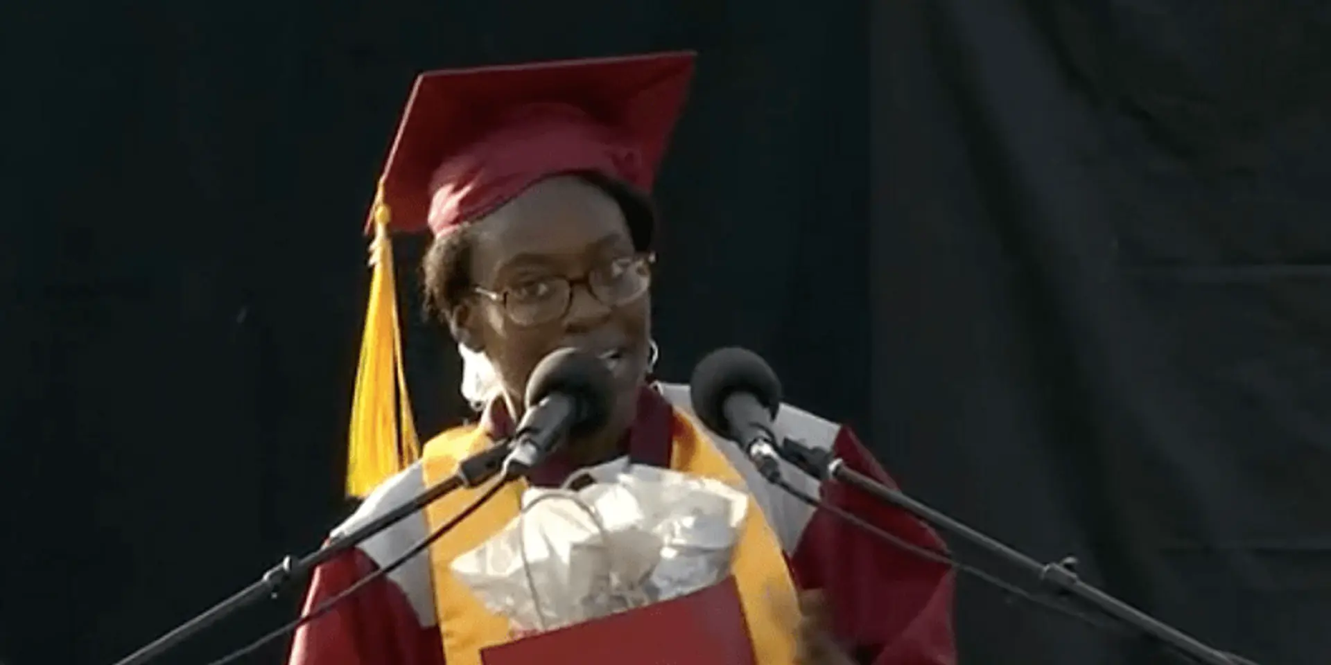 US teen gives away $40,000 scholarship to deserving student attending community college