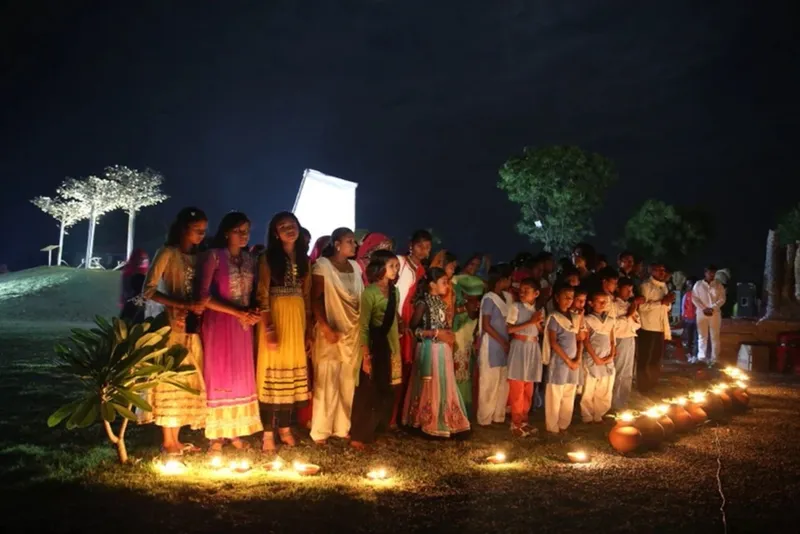 Disappearing Dialogues has been running a collaborative research residency project at Art Ichol, Maihar, Madhya Pradesh, with a writer’s retreat, studios and uniquely designed rooms. 