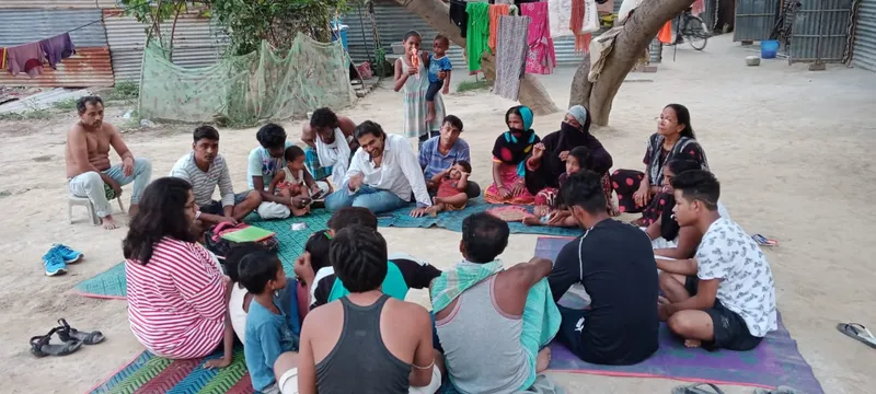 Trainer Manasi Saxena uses NVC in community engagement with with migrant labourers in the Delhi/NCR region.