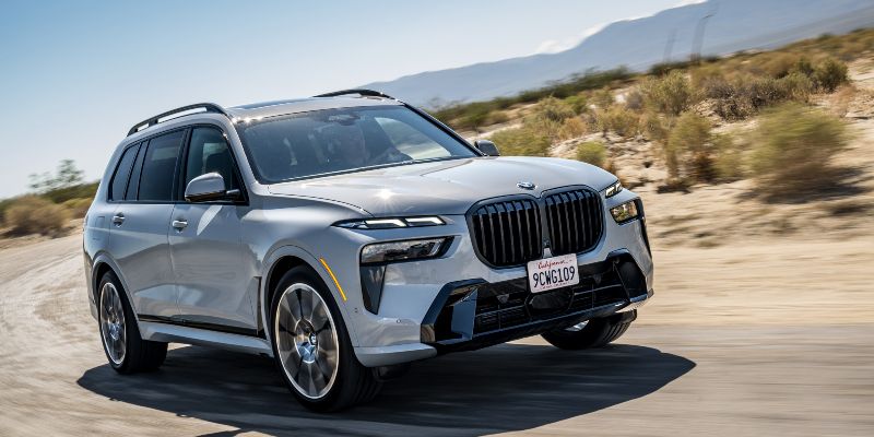 BMW X7 gets midlife makeover, priced at Rs 1.22 Cr 
