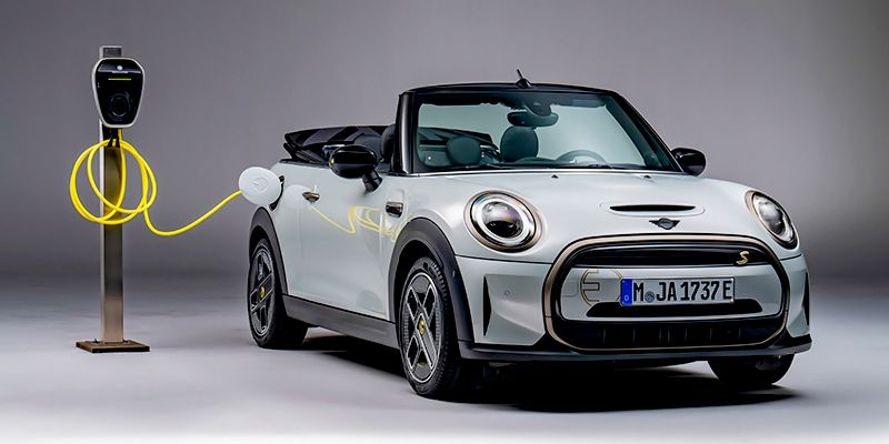 Fully Electric MINI Cooper now offered as a convertible
