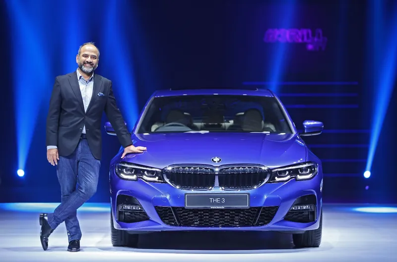  Serie BMW lanzada en India en INR.  lakhs