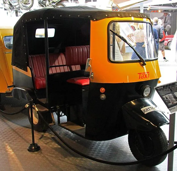 Bajaj RE Tuk tuk