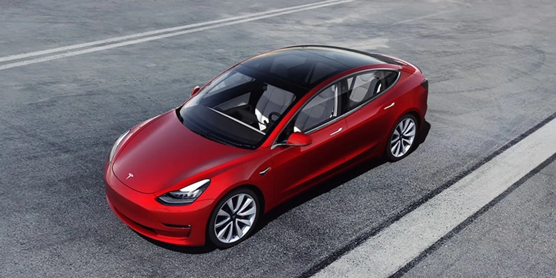 Elon Musk hands over first batch of Made-in-China Teslas to early buyers in Shanghai