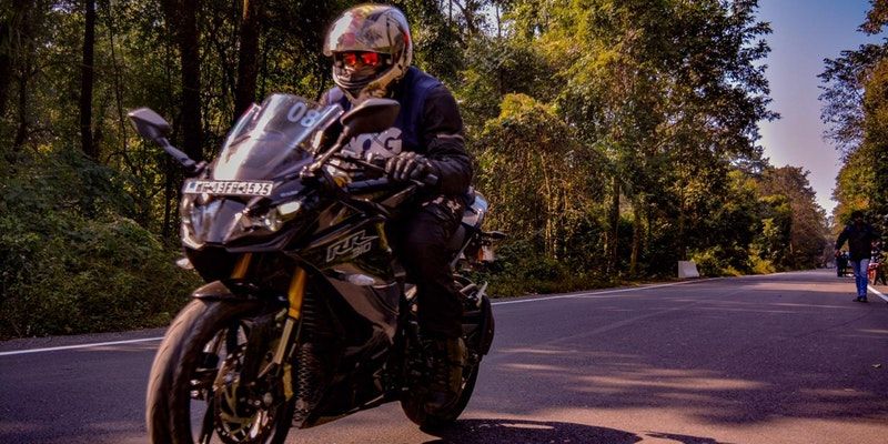 TVS Motors to introduce new coloured TFT instrumentation, and riding modes in Apache RR 310