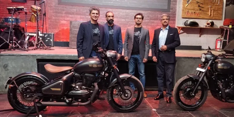 Indias Most Affordable Bobber Jawa Perak Launches At Rs 1