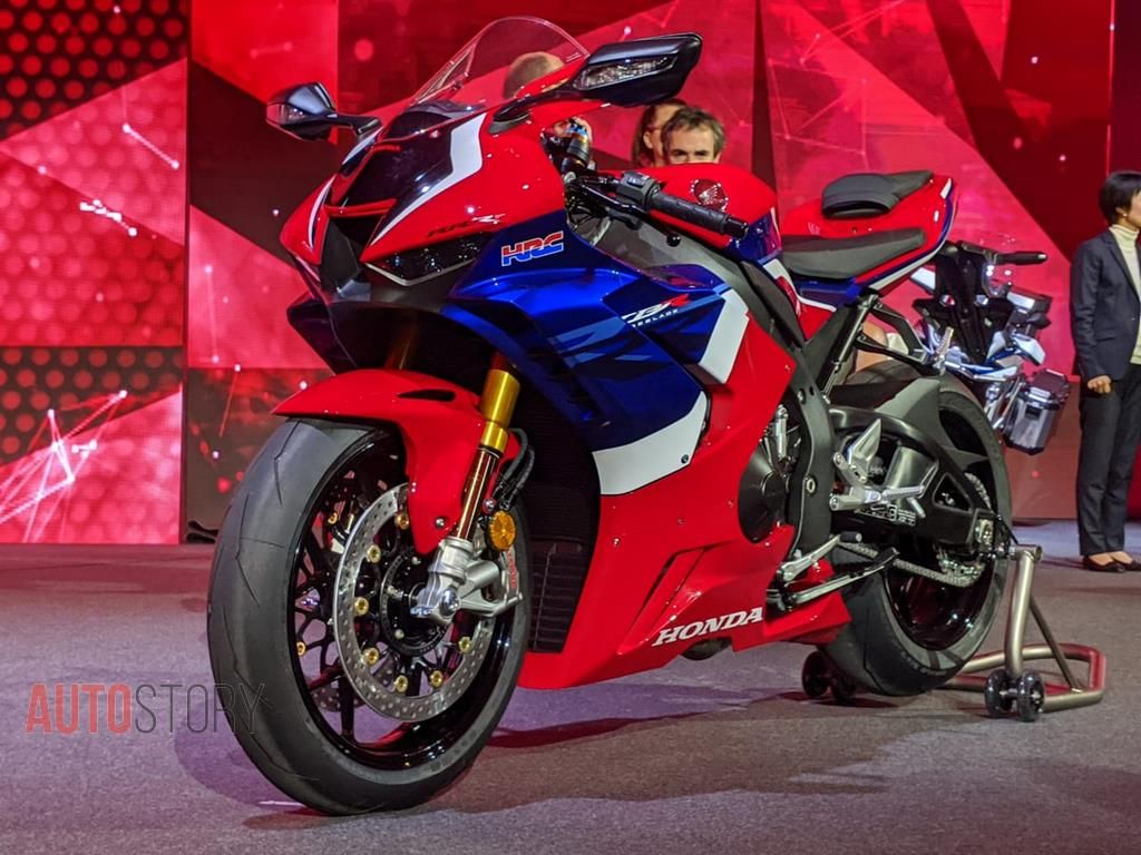 Honda unveils most powerful CBR1000RR-R motorcycle at EICMA 2019