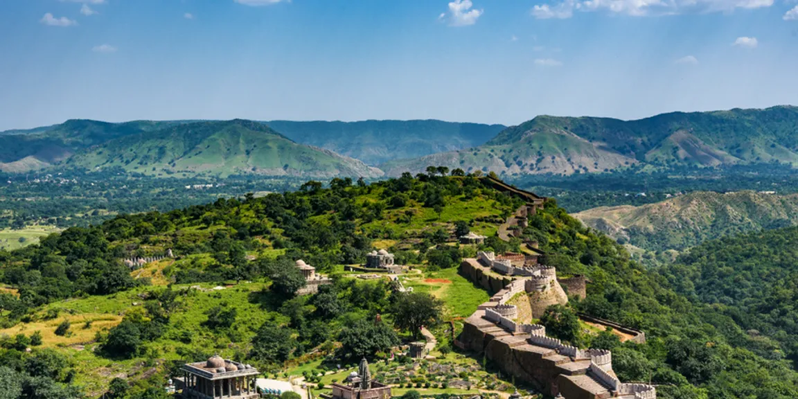 A view from Kumbhalgarh: Scenic landscapes, dal batti and a palace in the clouds