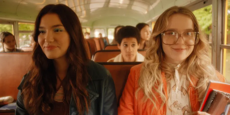 Netflix, YourStory Reviews, Firefly Lane,  Katherine Heigl, Sarah Chalke