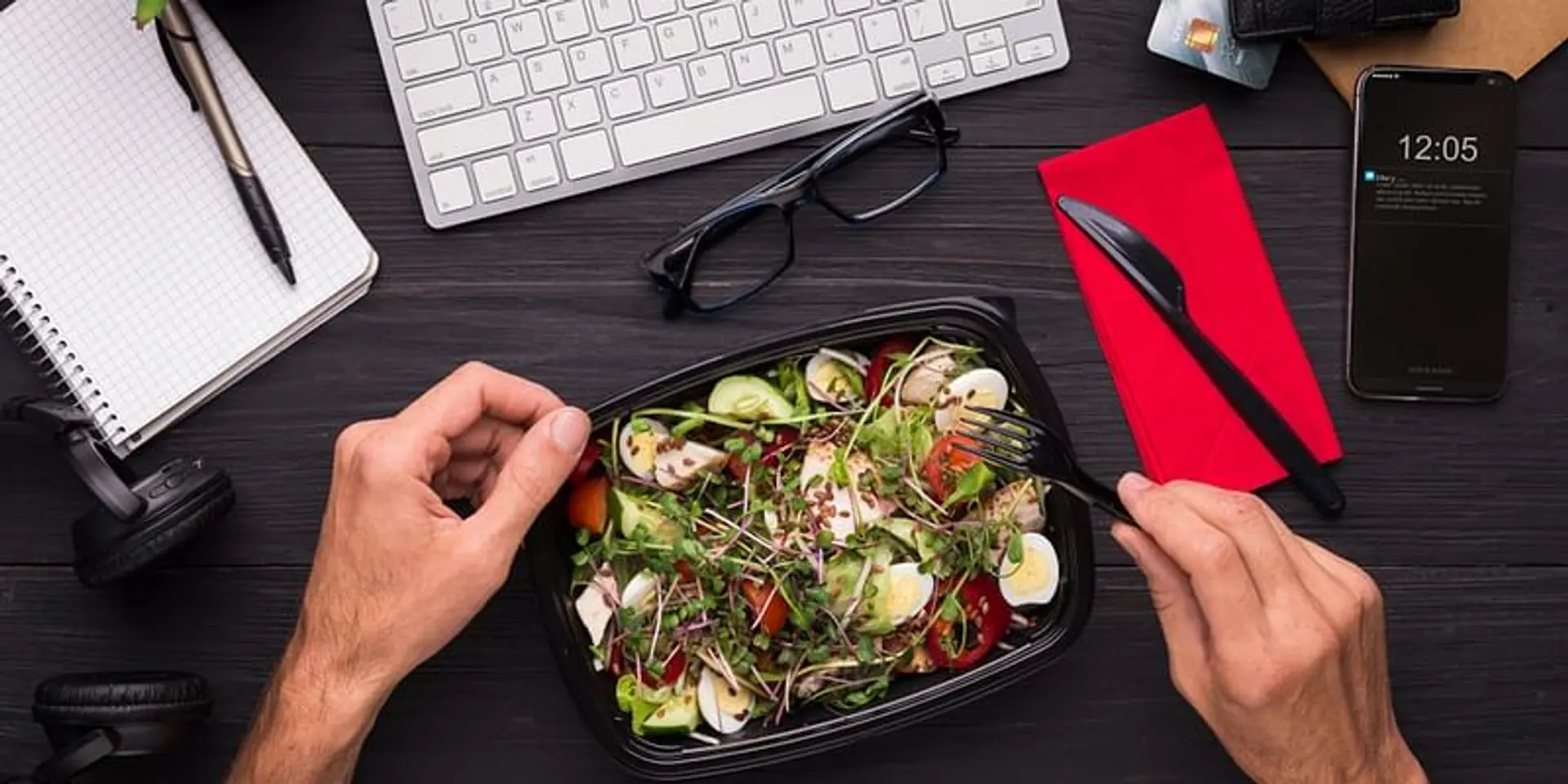 Here’s how to maintain a healthy lifestyle for people who work a 9 to 5 job