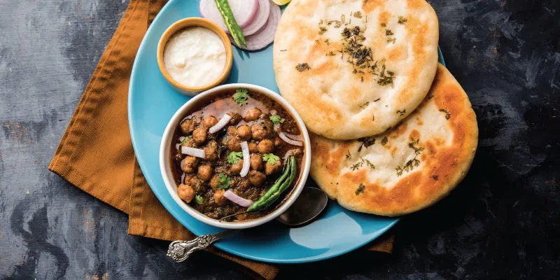 Chole Kulcha