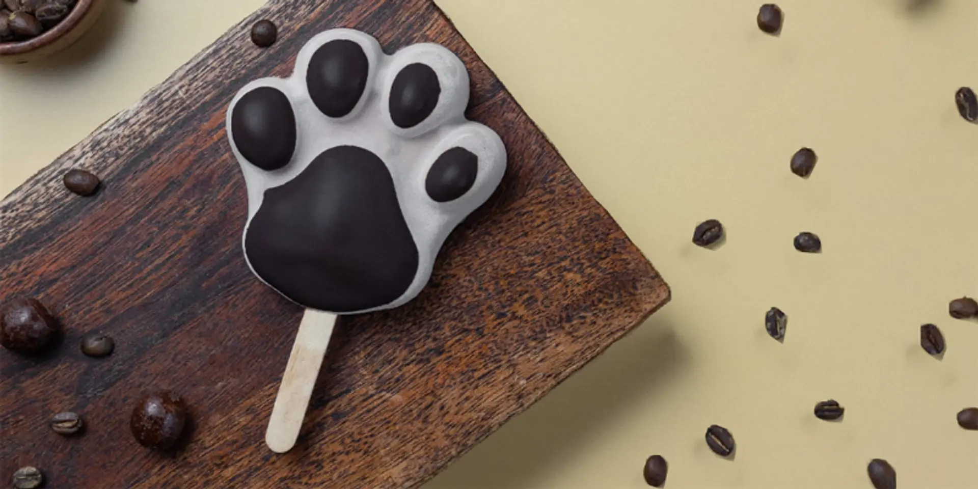 From paw-shaped cold coffee sticks to cold chocolate fudge and Blueberry yoghurt jars, Emoi Artisinal Ice cream offers exciting new flavours