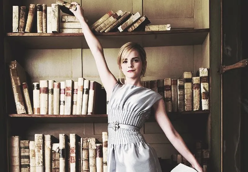 The top celebrity book clubs that every bibliophile should follow ...