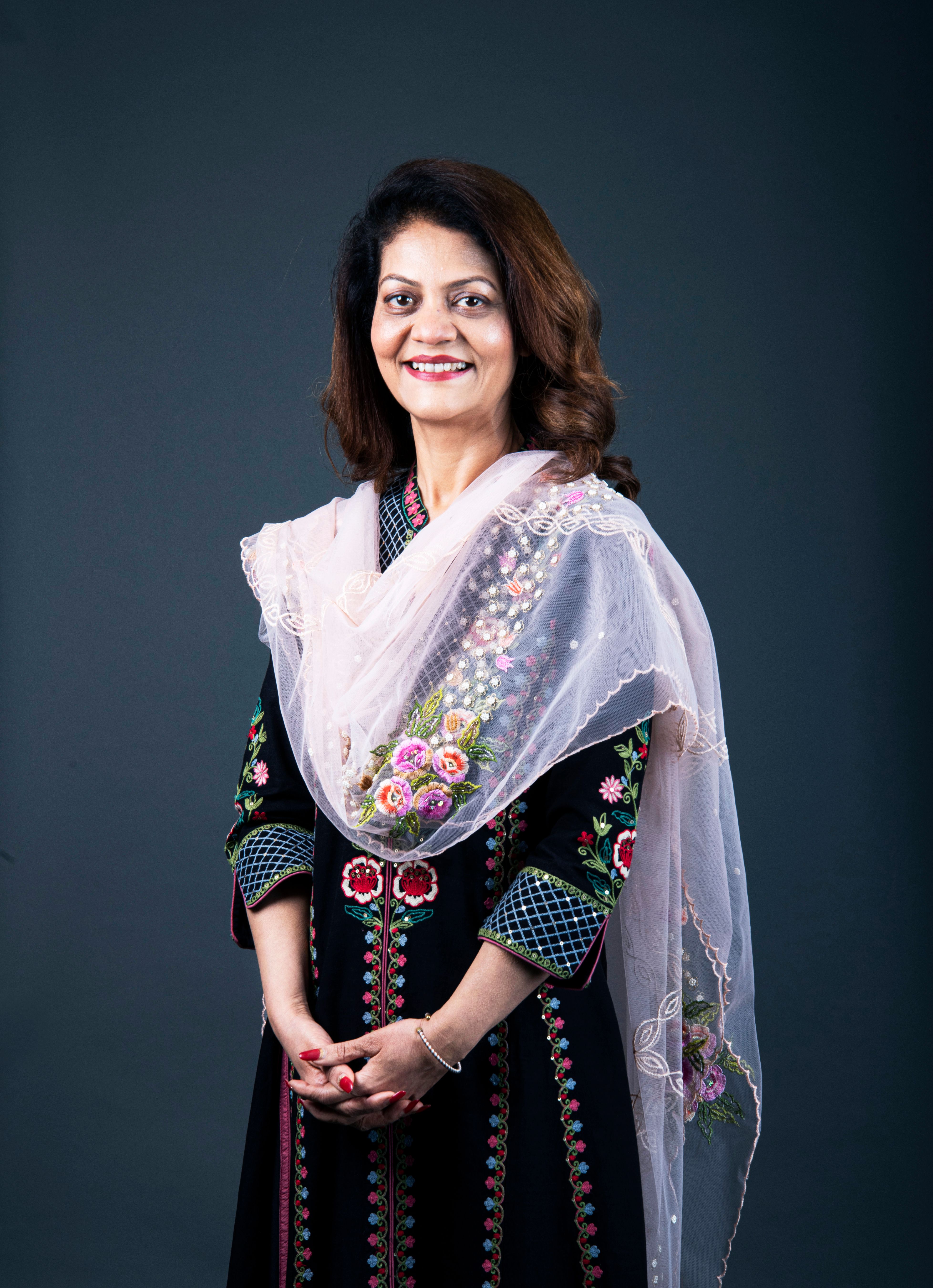 Photo of Dr. Rashmi Saluja