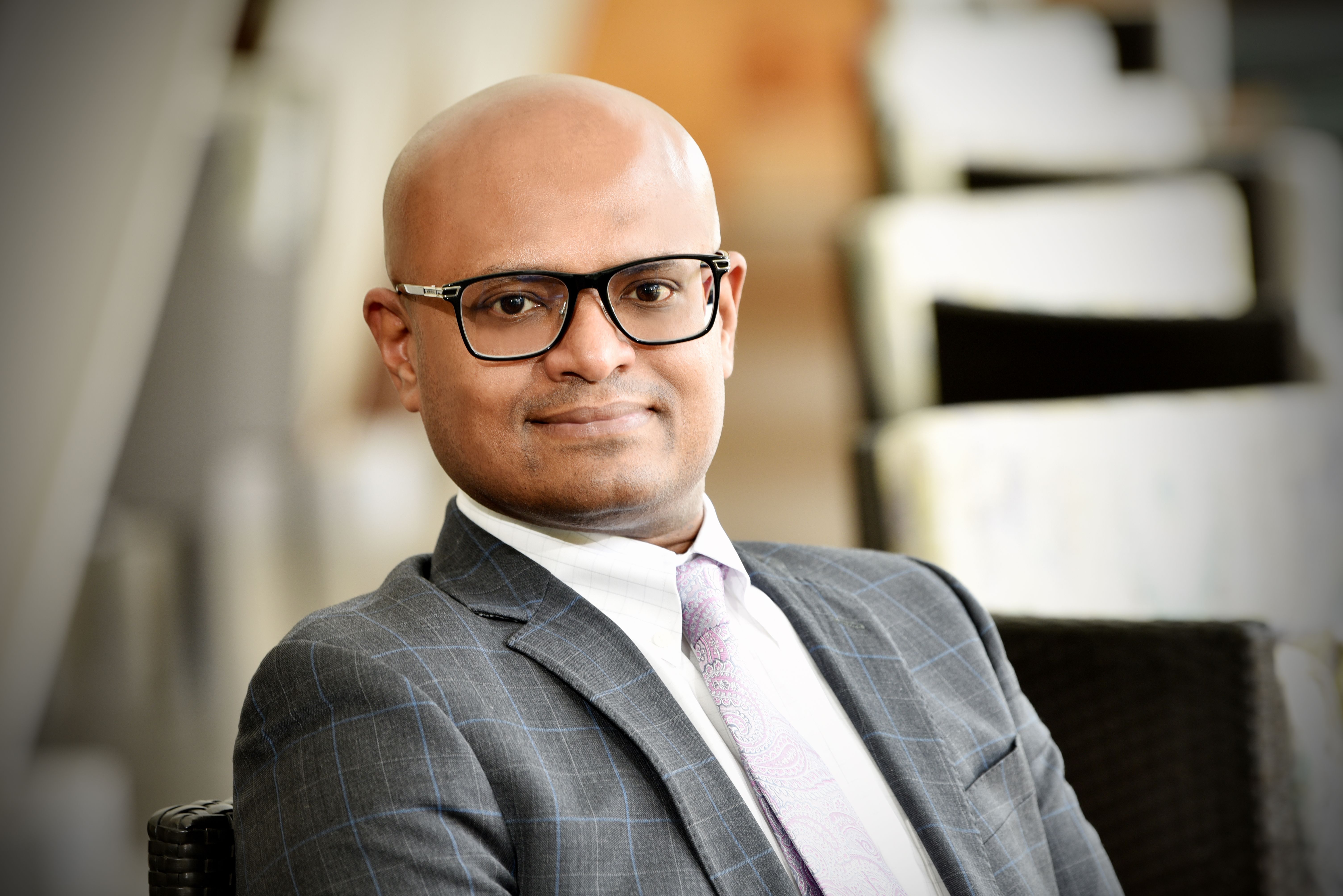 Photo of Vikram Damodaran 