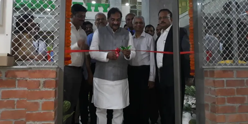 KJ George inaugurating the Brownfield ESDM Cluster at Deshpande Foundation in Hubballi.