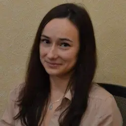 Photo of Julia Beyers