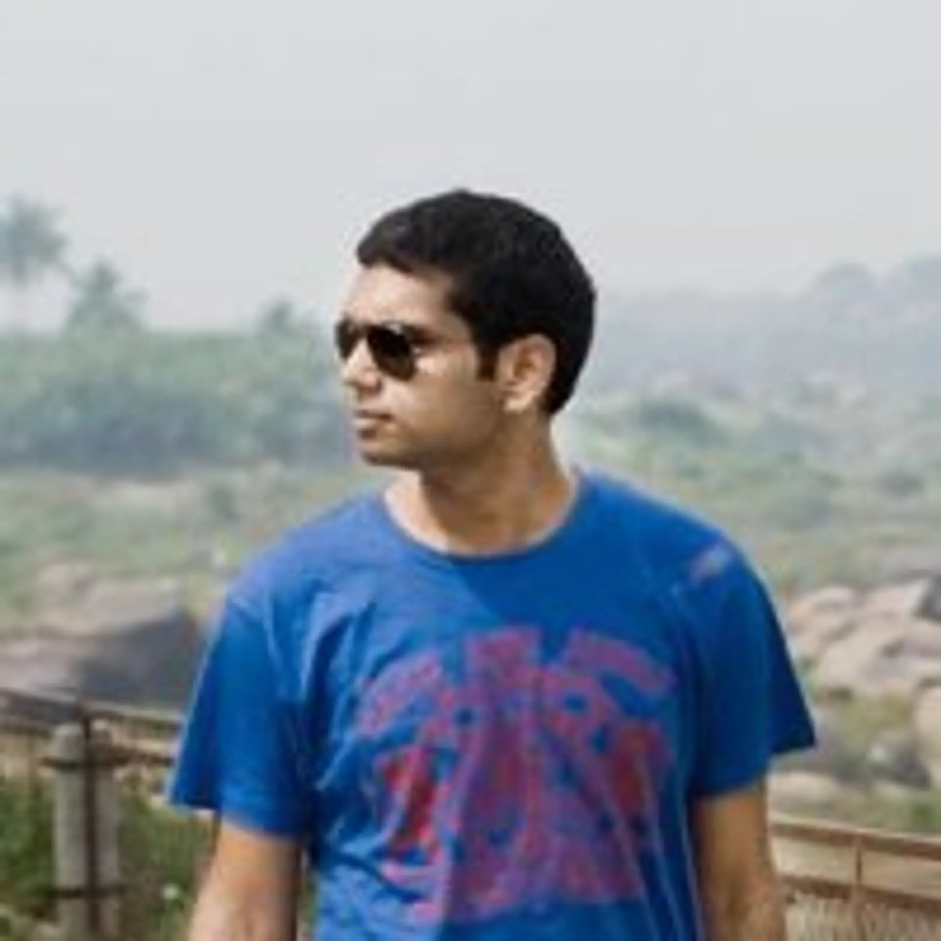 “Chetan Bhagat didn’t inspire me to write" Grapevine Founder,Sachin Garg