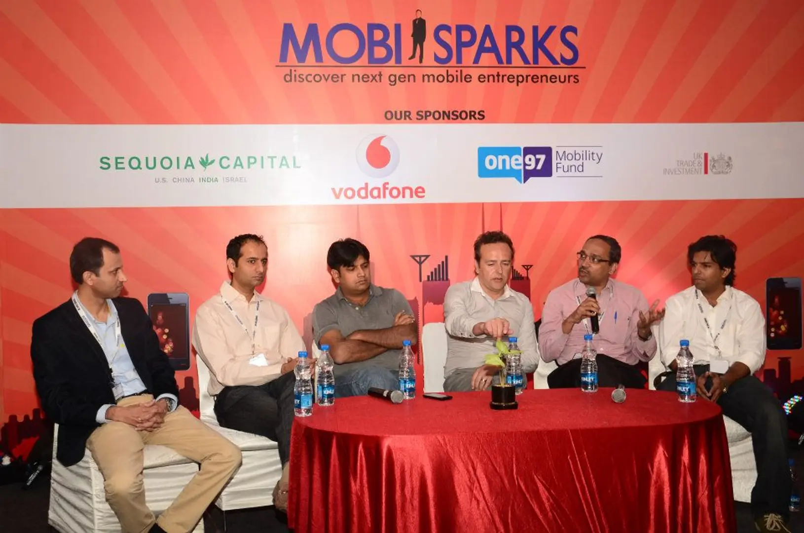 MobiSparks Panellists Agree to Disagree on Mobile Opportunity in India: Some Excited, Some Cautious