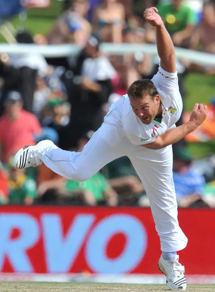 Kallis bowling