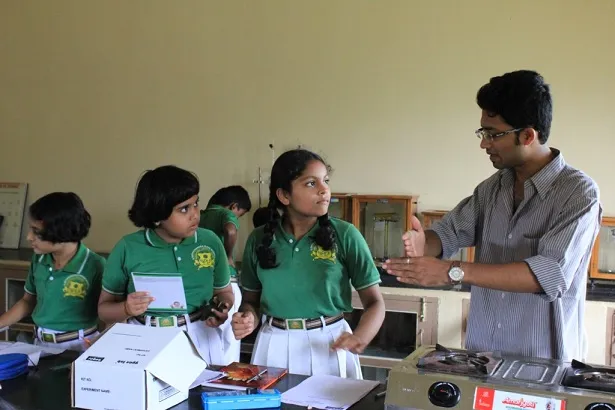 Priyadeep with the students