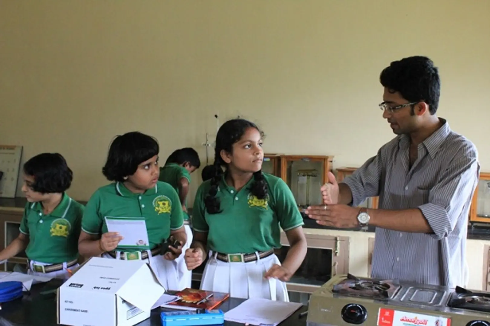 This pugnacious lot from Manipal University is adamant about spreading some hands-on gyan