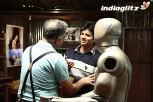 Balaji's Robot in a Tamil Movie