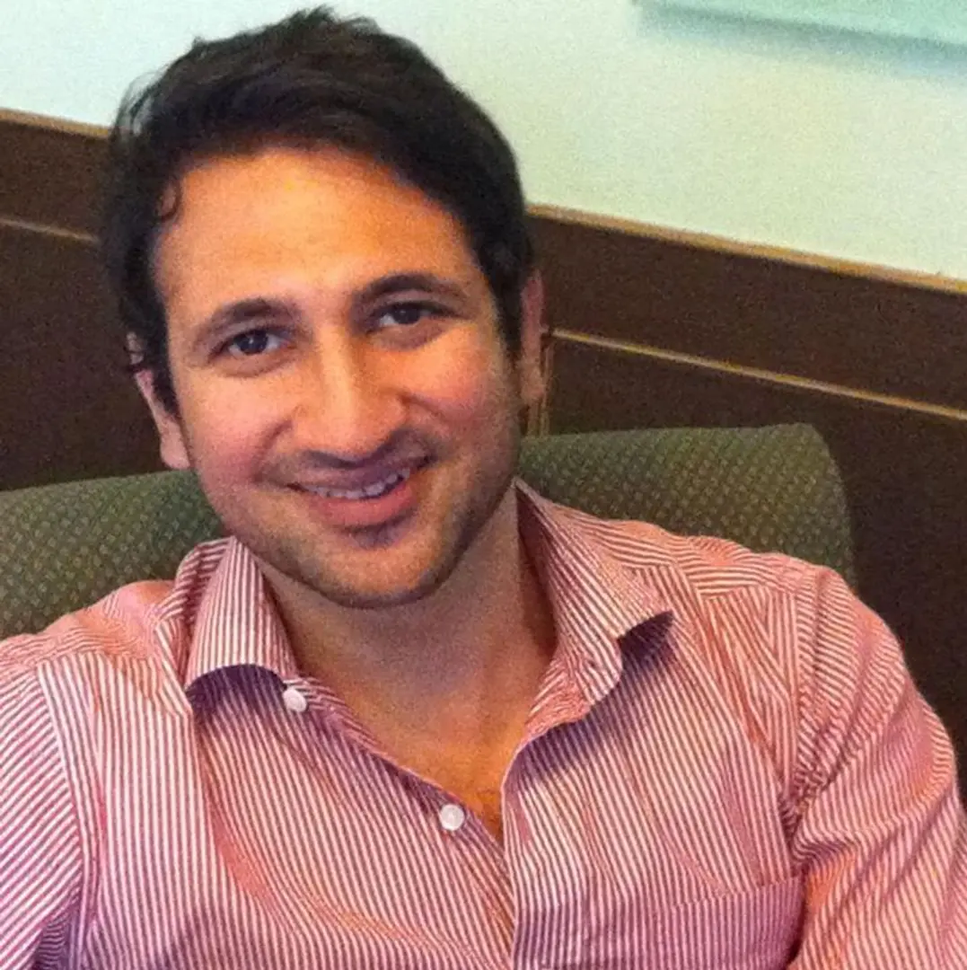 How helping out his girlfriend led Nibhrant Shah to startup Themis