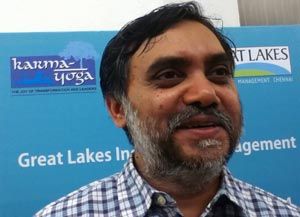 Transformational service leadership through Karma Yoga - Venkat R. Krishnan, Director, Yale-Gre...