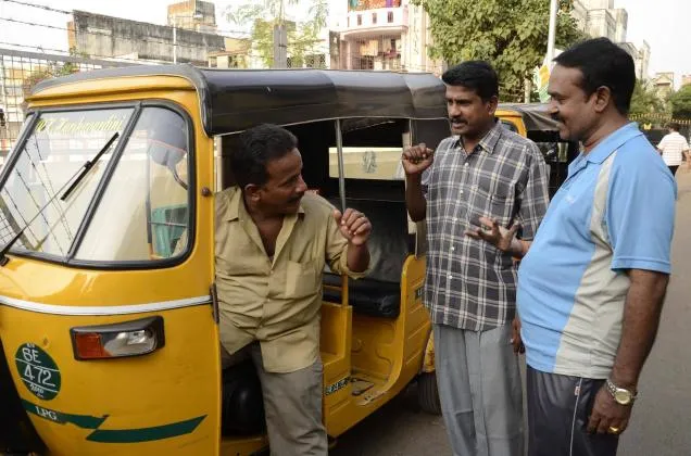 Haggling with the Autowallahs is an iterative process which in a way replicates online 