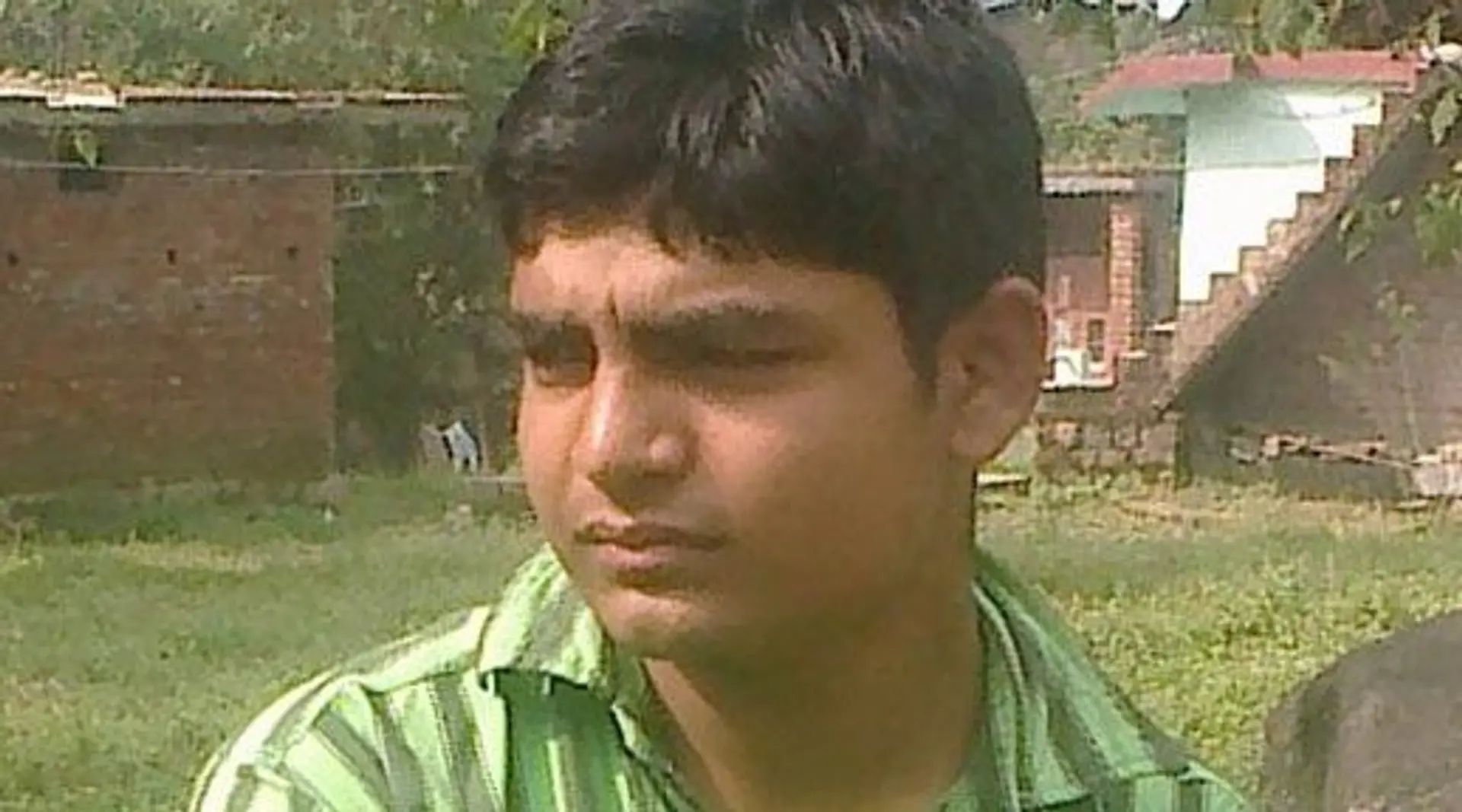 What does Rishabh Bangwal, a tech-savvy rural Indian have on his mobile?