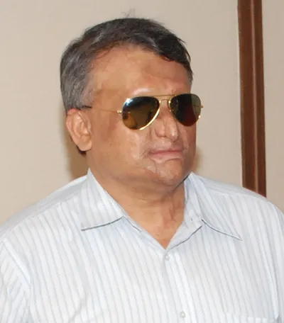 Dr. Satish Amarnath
