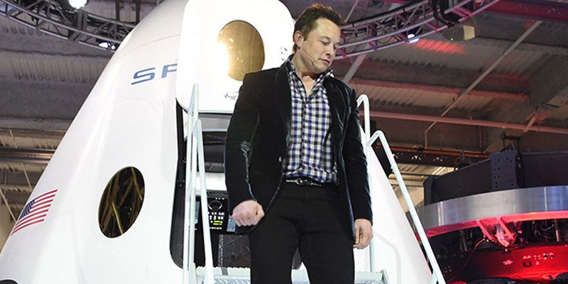 Elon Musk's SpaceX raises $1.68B