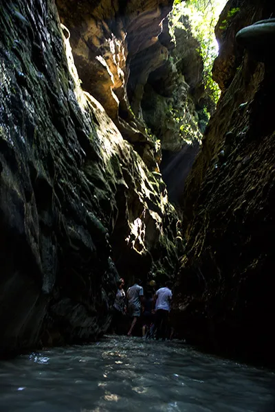 Robber's Cave, Dehradun - This place is a delight for photographers