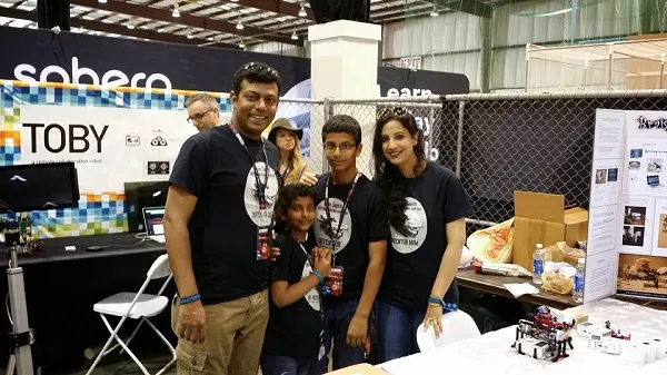Shubham with his family at Maker Faire