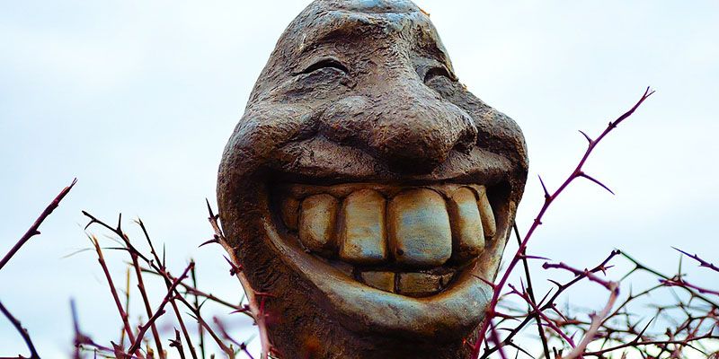 Stop being serious and laugh with Hasovan!
