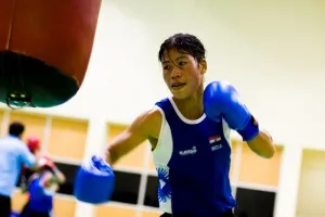 mary_boxing